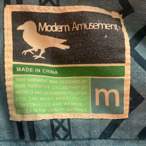 Blue Patterned Button-Up Shirt - Picture 3 of 3